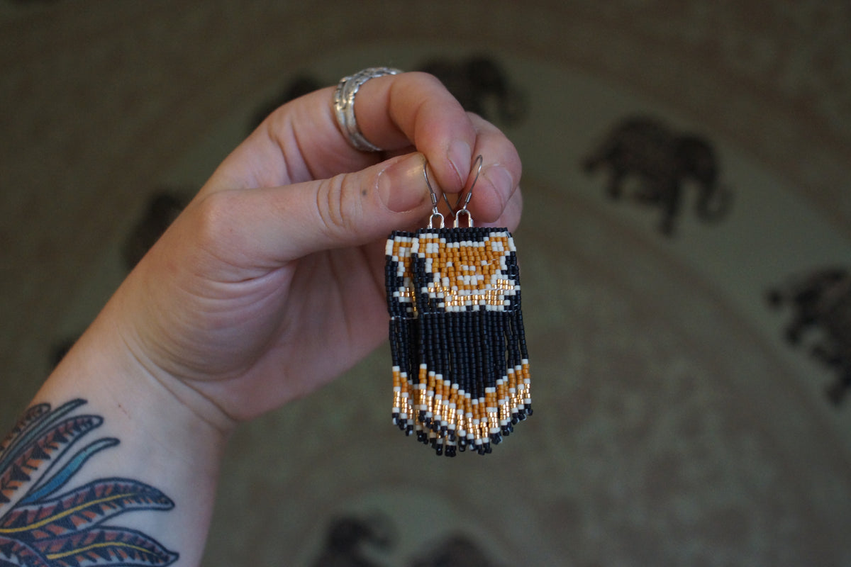 Dancing Bears (Black/Rust)